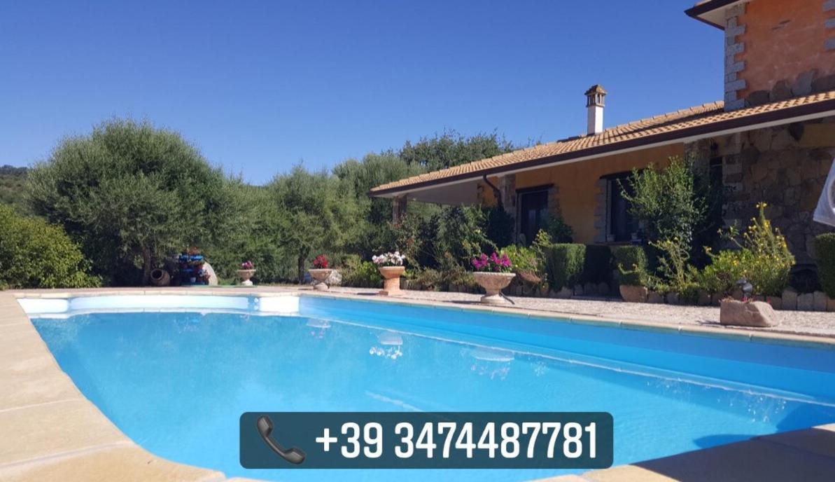 B&B Casa Vacanza Centro Sardegna Sorgono Luaran gambar
